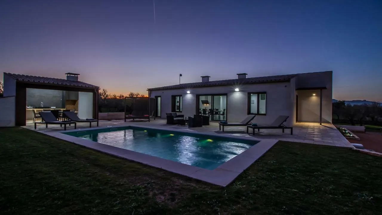 Villa Ses Nines Santa Margalida 0*,  España