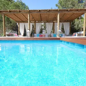La Hacienda Apartahotel